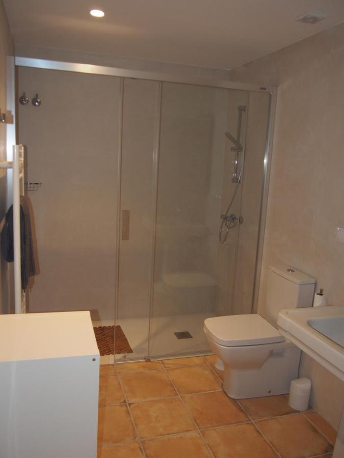 Placa Major 17 2N 2A Apartament Al Centre De Banyoles Bagian luar foto