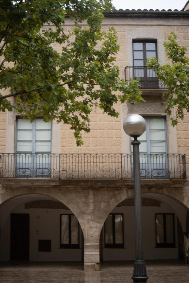 Placa Major 17 2N 2A Apartament Al Centre De Banyoles Bagian luar foto