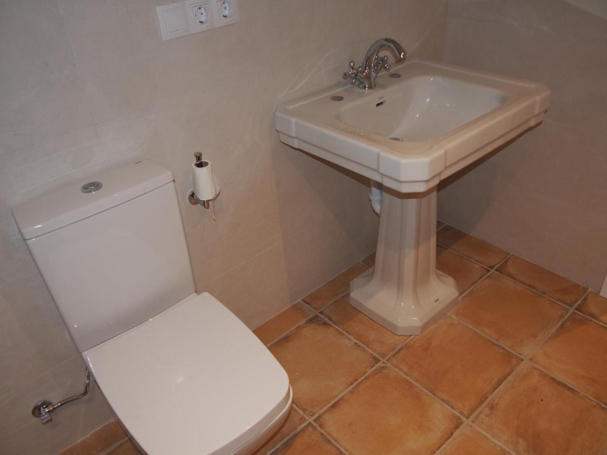 Placa Major 17 2N 2A Apartament Al Centre De Banyoles Bagian luar foto