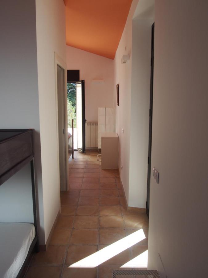Placa Major 17 2N 2A Apartament Al Centre De Banyoles Bagian luar foto